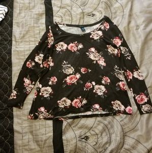 Floral top